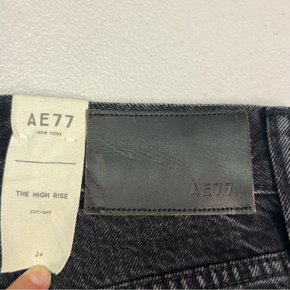 AE77 The High-Rise Cut-Off Women’s Stylish Black Denim Shorts Size 24 - Picture 9 of 13